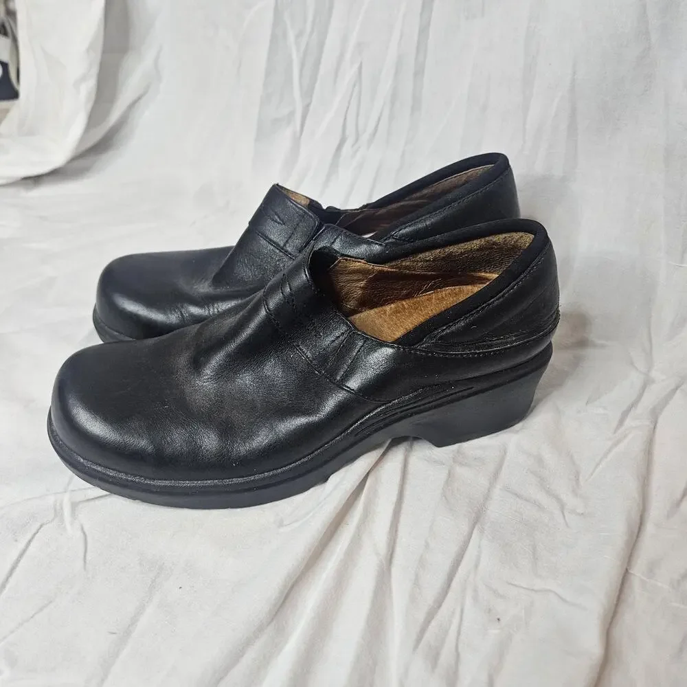Ariat Women's US 10 B Black Leather Slip On Clogs Mules Shoes